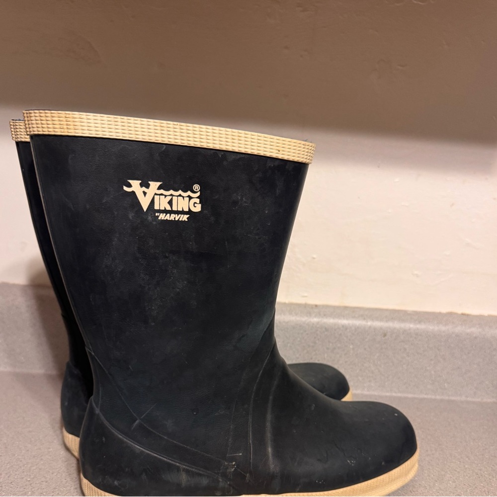 Viking Men’s/ women’s lobsterman boating or general mariner waterproof boots